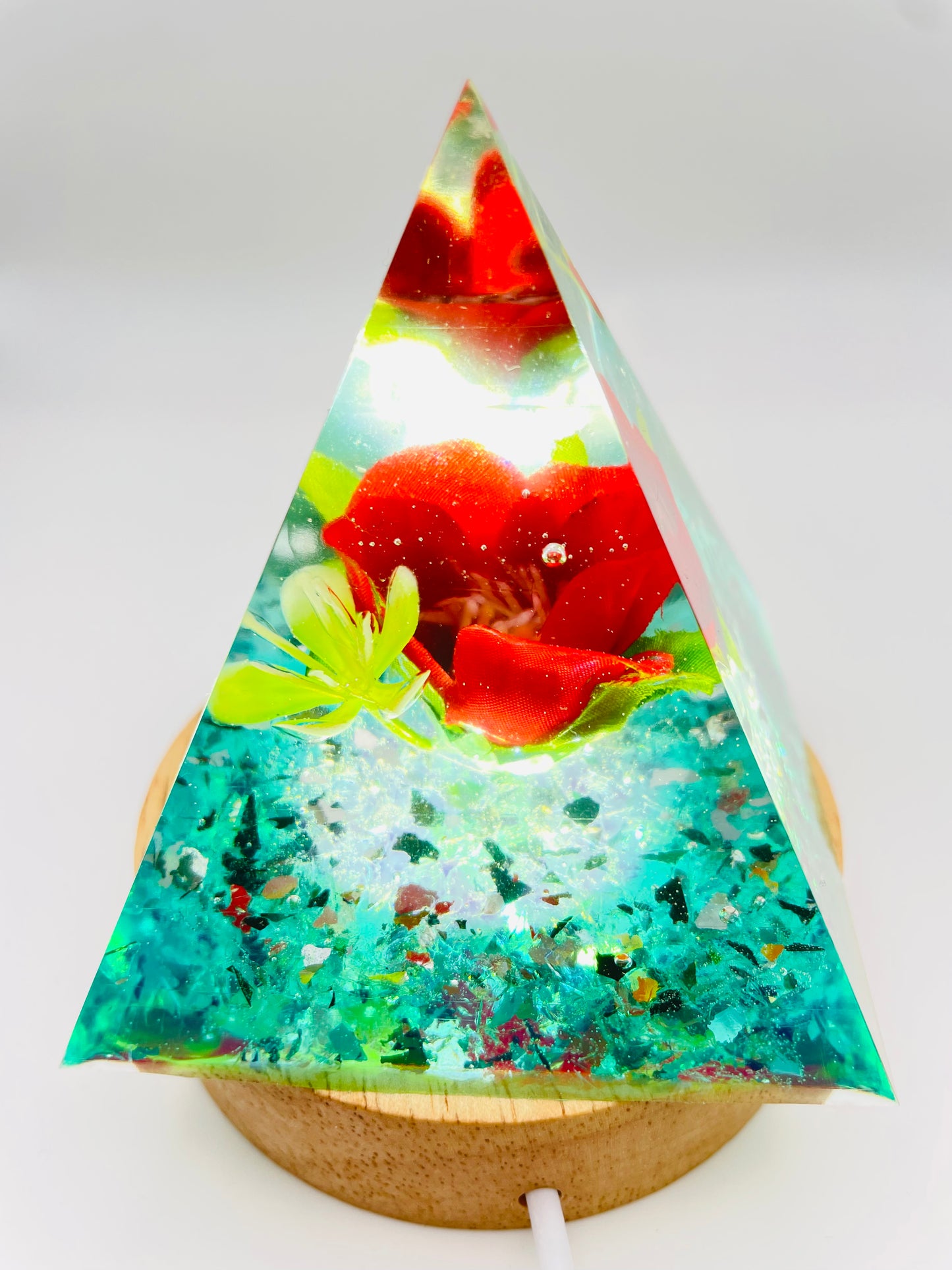 Piramide "CUORE DI ROSA"