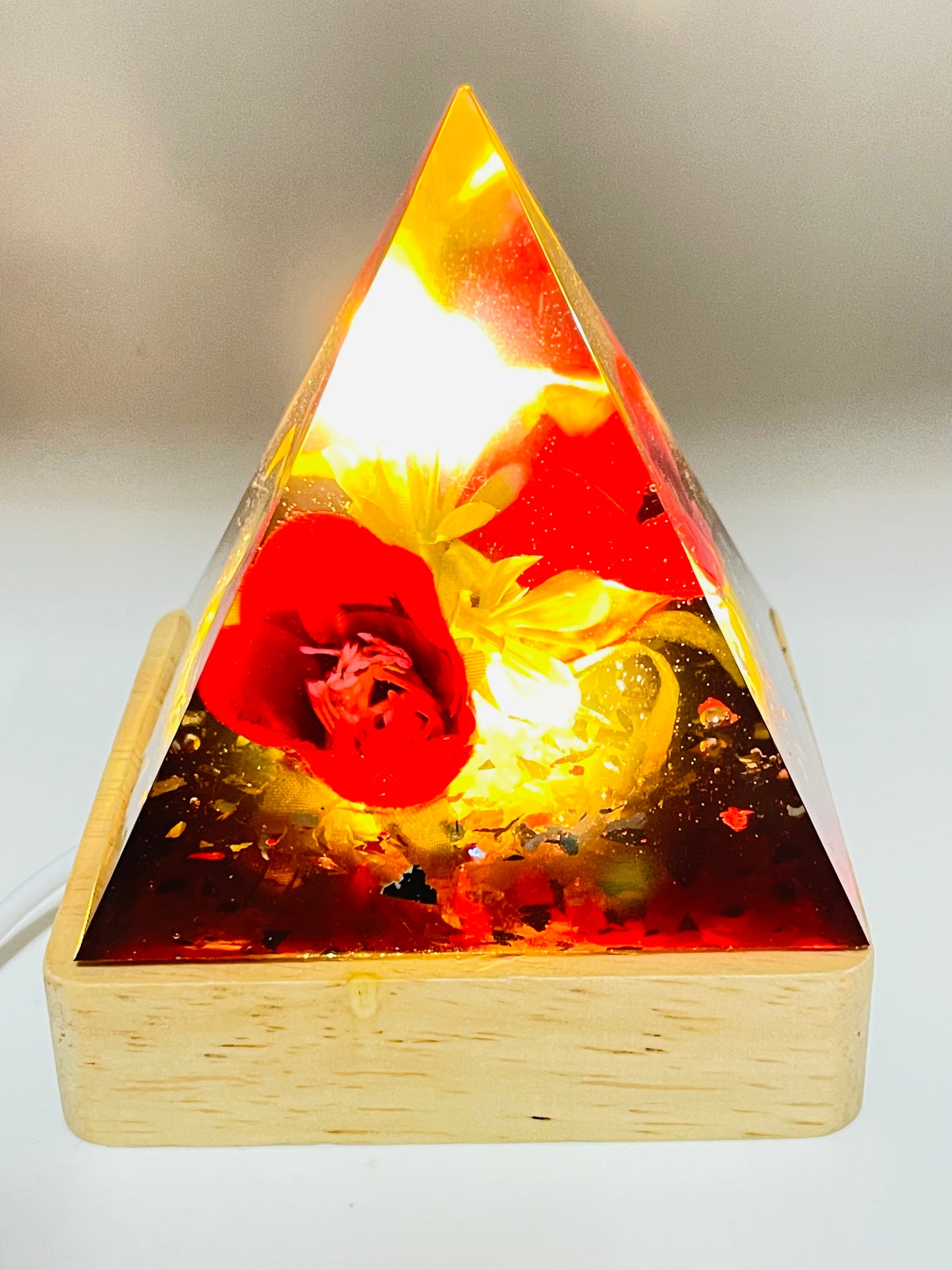 Piramide "ANIMA FLOREALE"