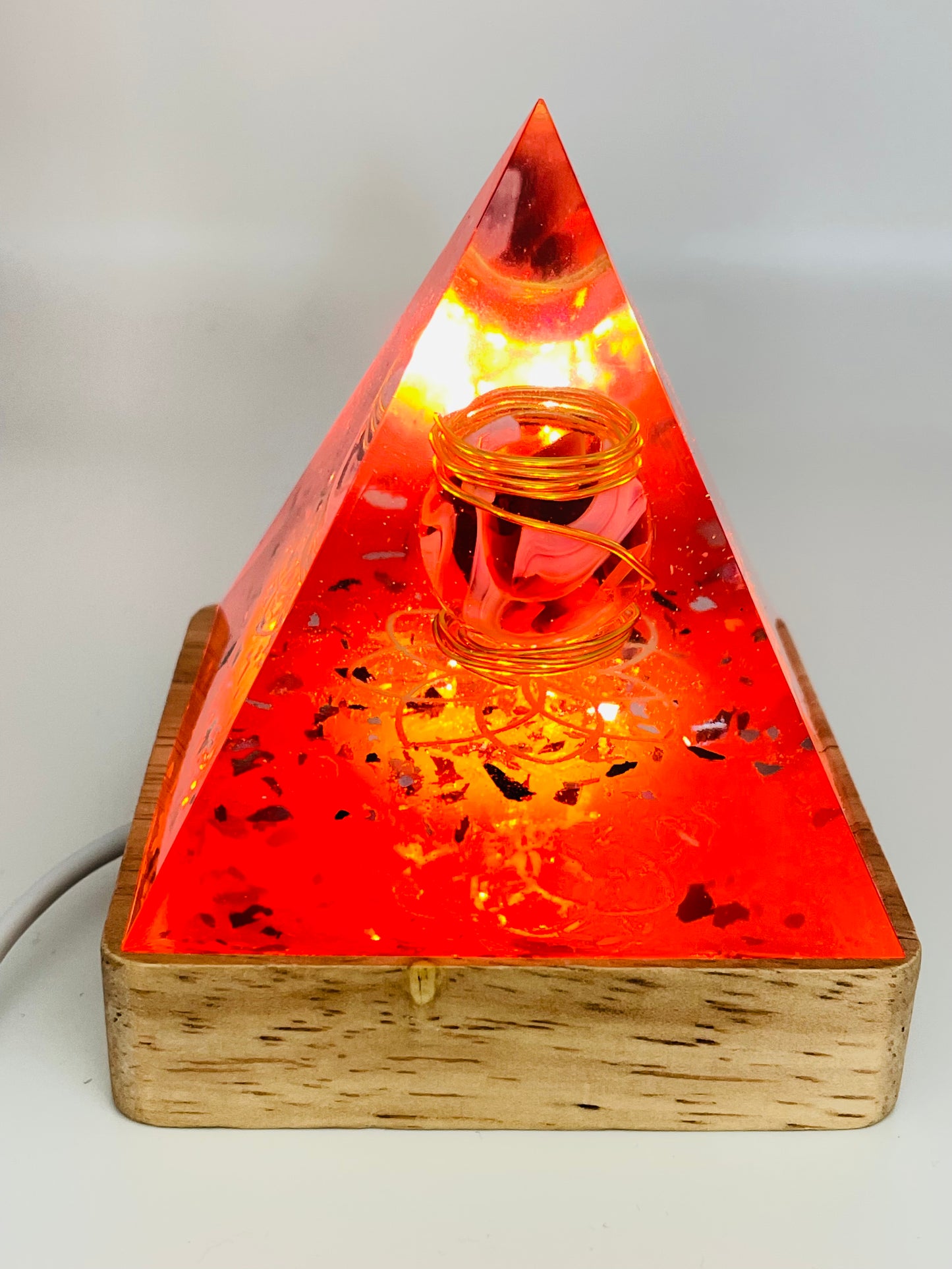 Piramide "CRISTALLINA ROSSA"