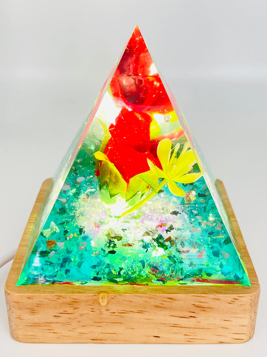 Piramide "CUORE DI ROSA"