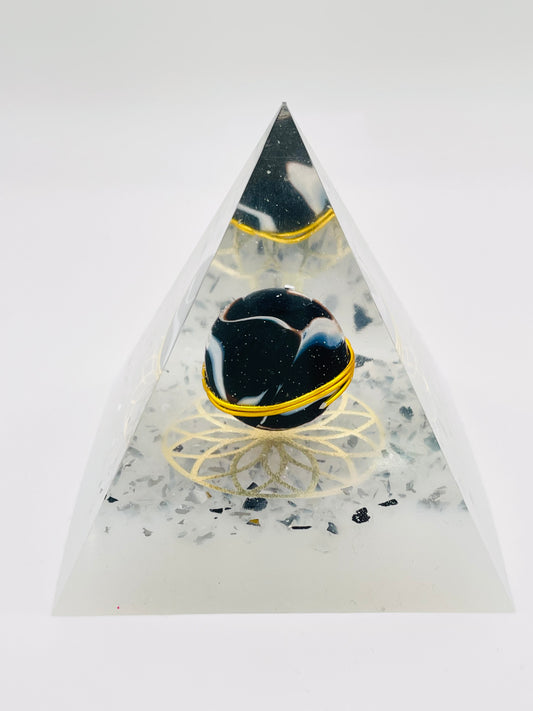 Piramide "ONICE DORATA"