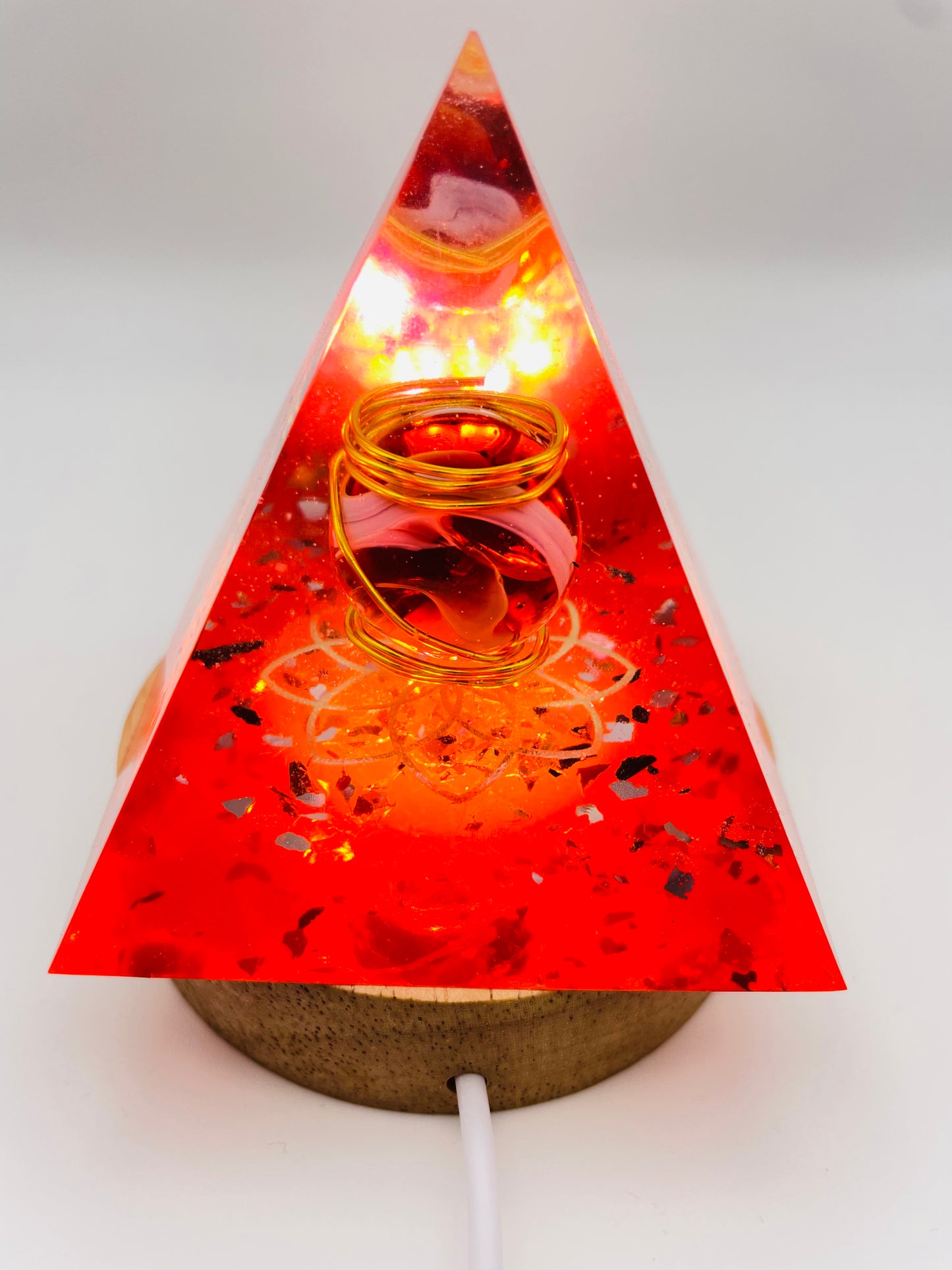 Piramide "CRISTALLINA ROSSA"