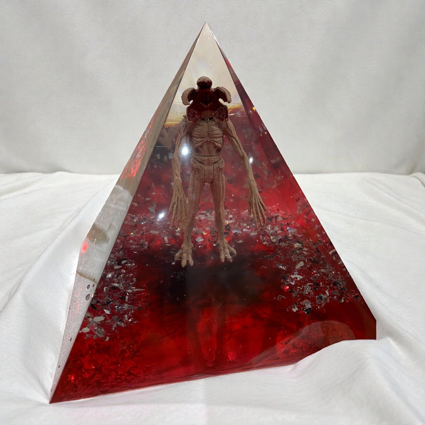 Piramide "Stranger Things" Demogorgone