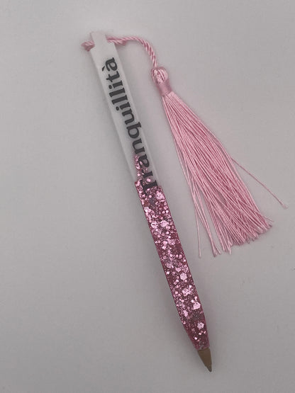 Set regalo "Tranquillità" - Segnalibro e penna in resina con glitter rosa.