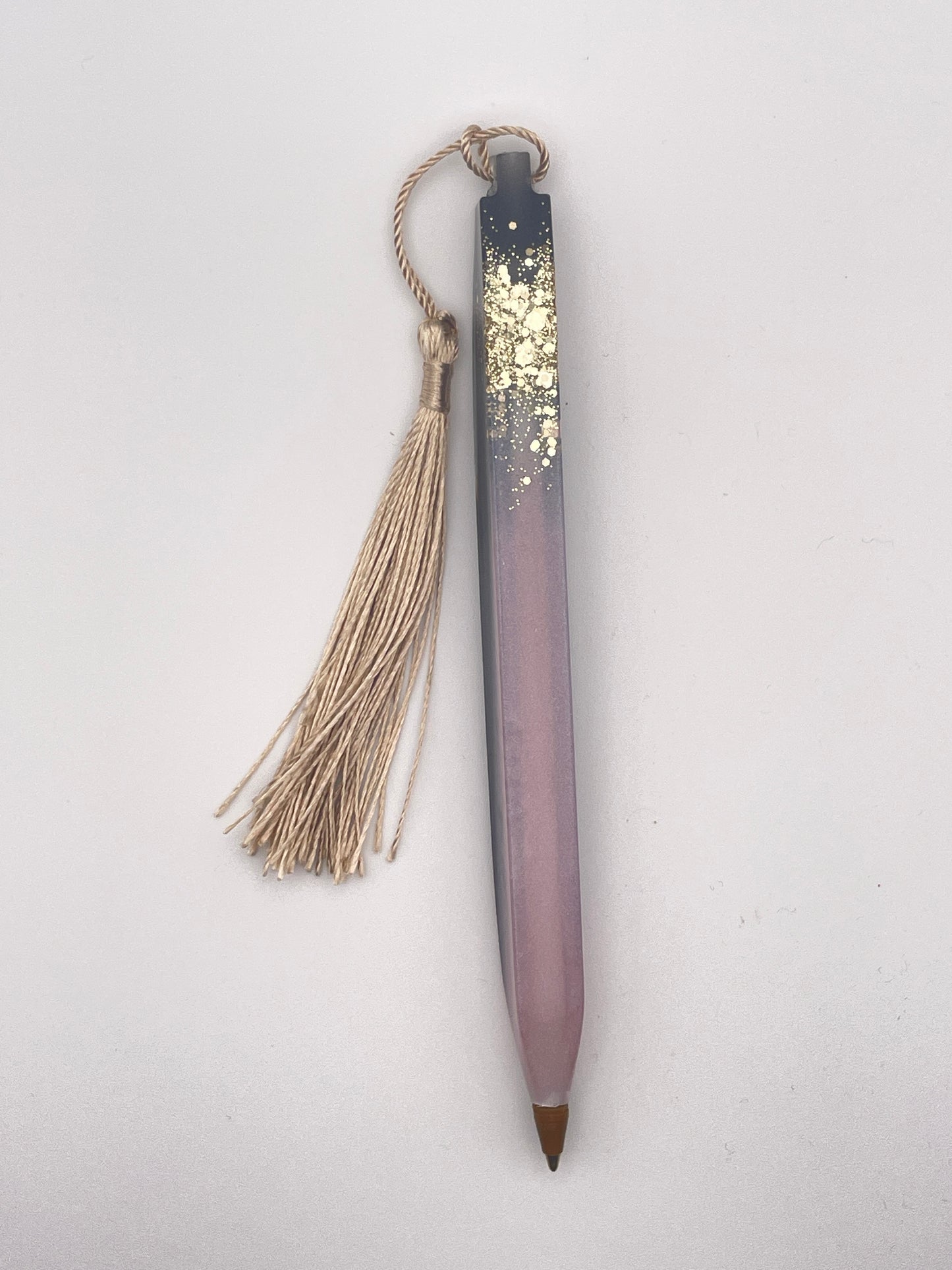 Set regalo "Notte Stellata" - Segnalibro e penna in resina con glitter e finiture dorate
