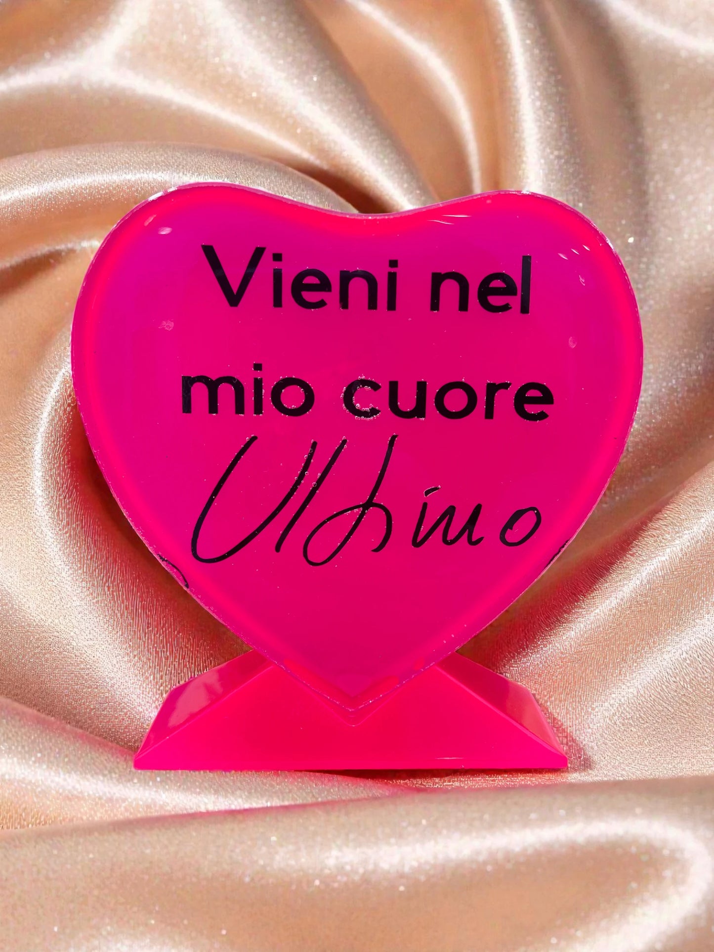 Cuore Scultura con Dedica "Avrò cura di te" – Edizione Magenta Vibrante