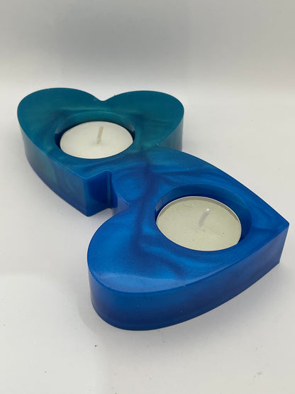 Portacandele "Cuori Connessi" - Creazione artigianale in resina epossidica con effetto marmorizzato blu.