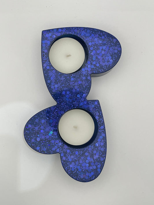 Portacandele "Cuori Connessi" - Creazione artigianale in resina epossidica con glitter blu.