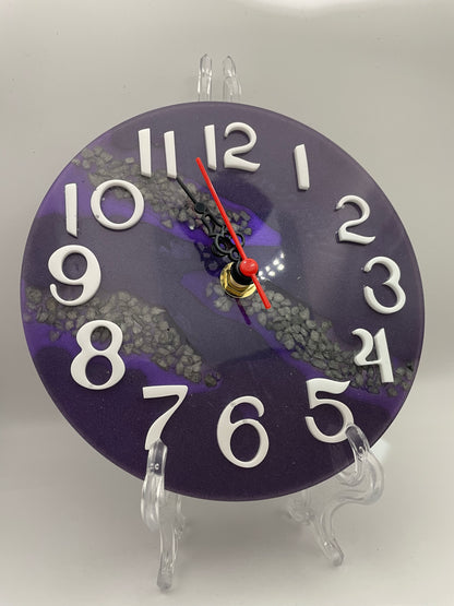 Orologio in Resina Artigianale con Glitter Viola e Sassi