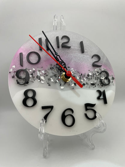 Orologio in Resina Artigianale con Rosa, Grigio e Vetrini
