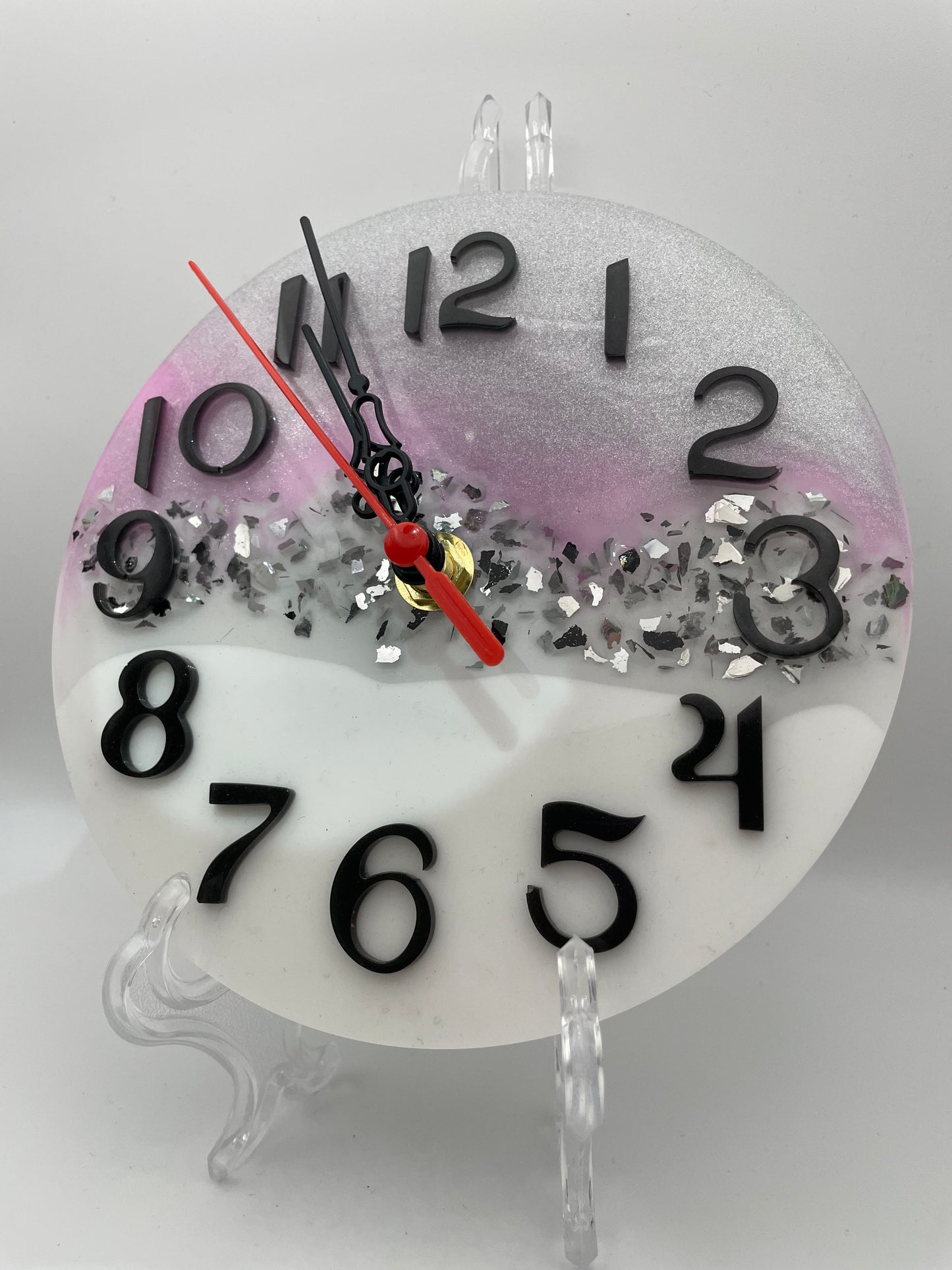 Orologio in Resina Artigianale con Rosa, Grigio e Vetrini
